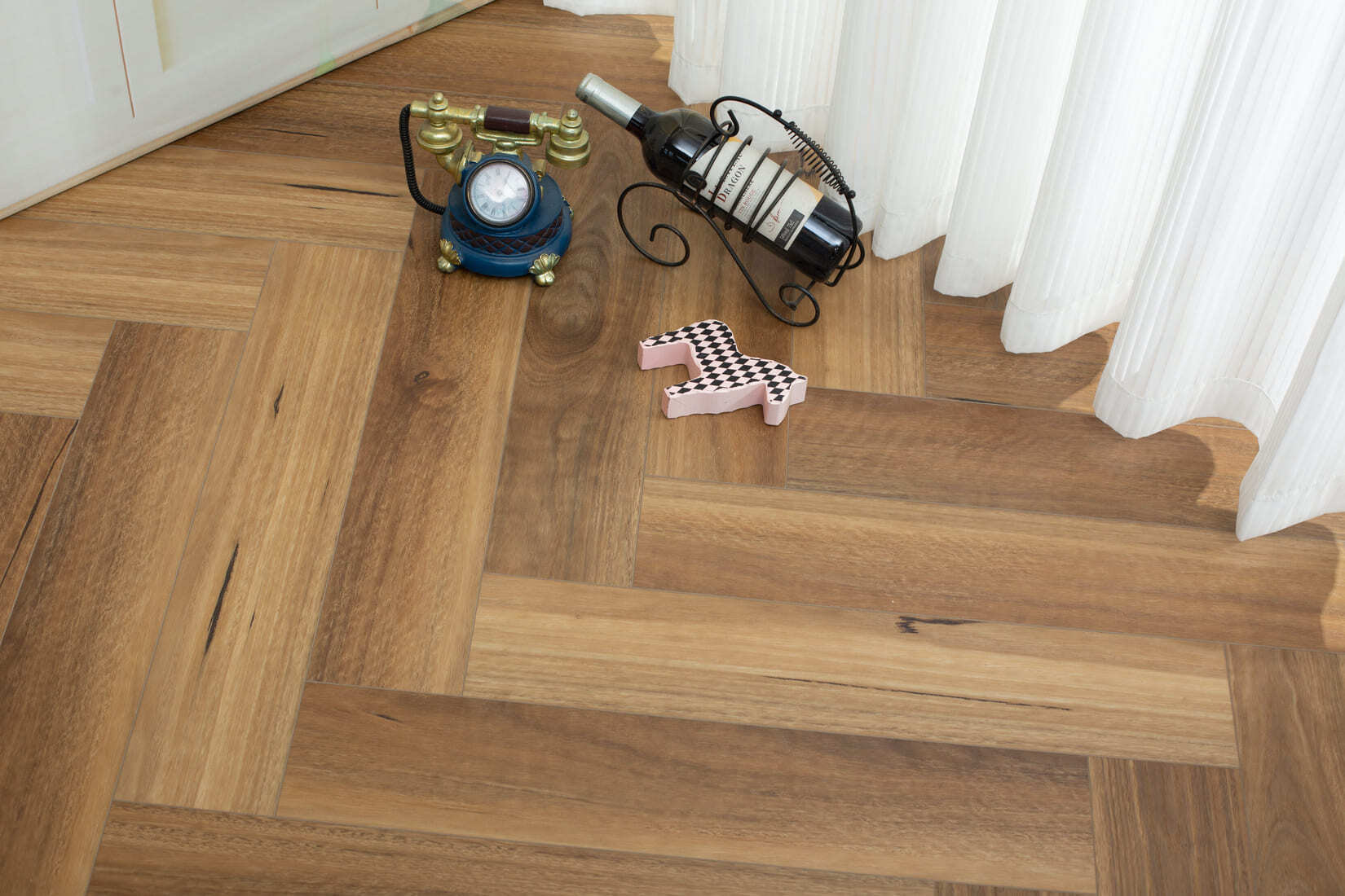 Плитка SPC "OneFloor" 3027 А,В  ЁЛКА (640*128*4 мм) — купить в Великом Новгороде