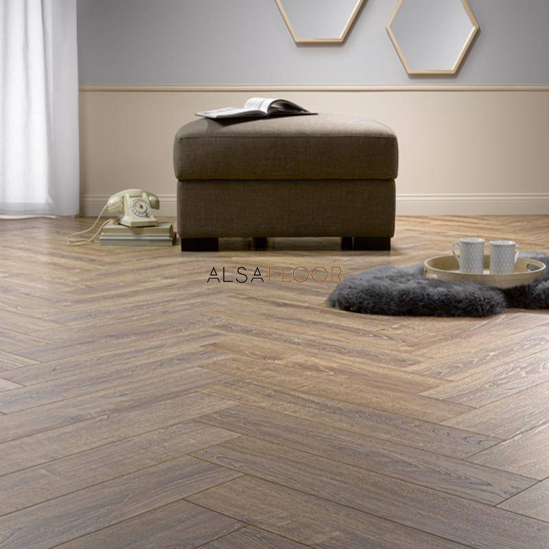 Ламинат "Alsafloor" Herringbone Дуб Балеарский (640*143*12 мм) — купить в Великом Новгороде