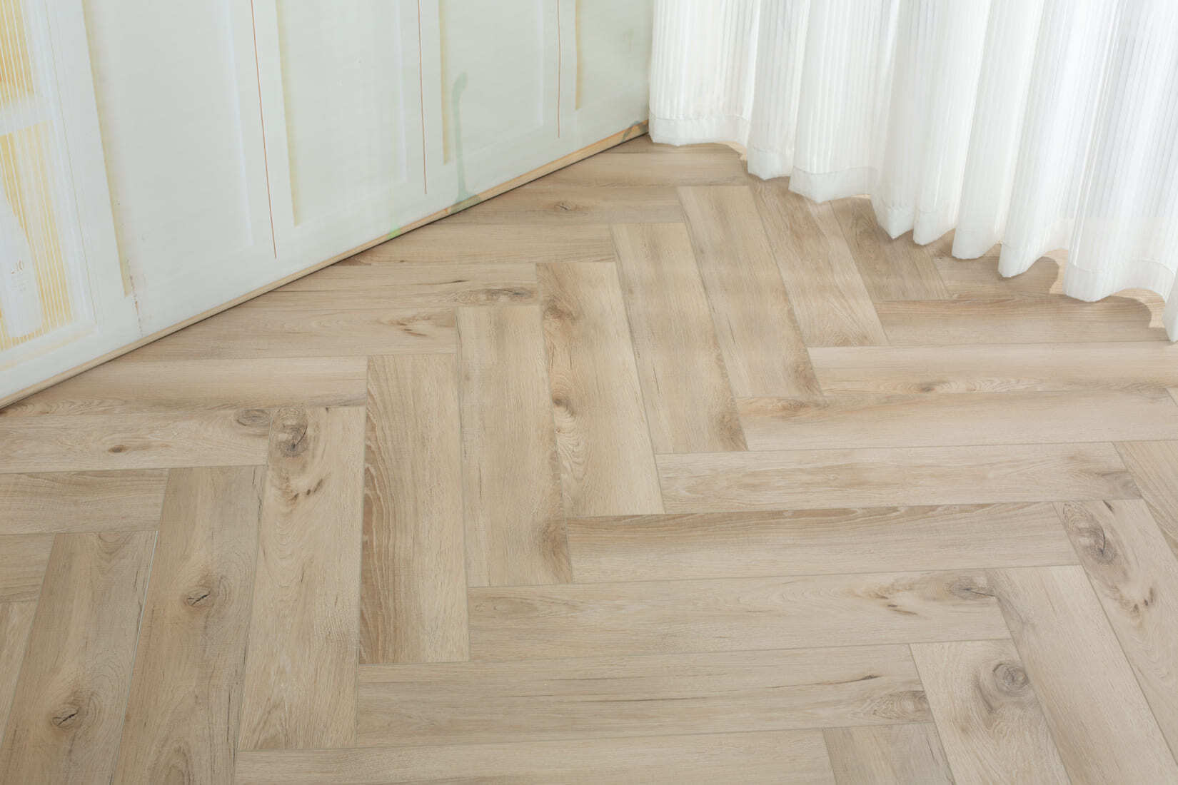 Плитка SPC "OneFloor" 3009 А,В  ЁЛКА (640*128*4 мм) — купить в Великом Новгороде