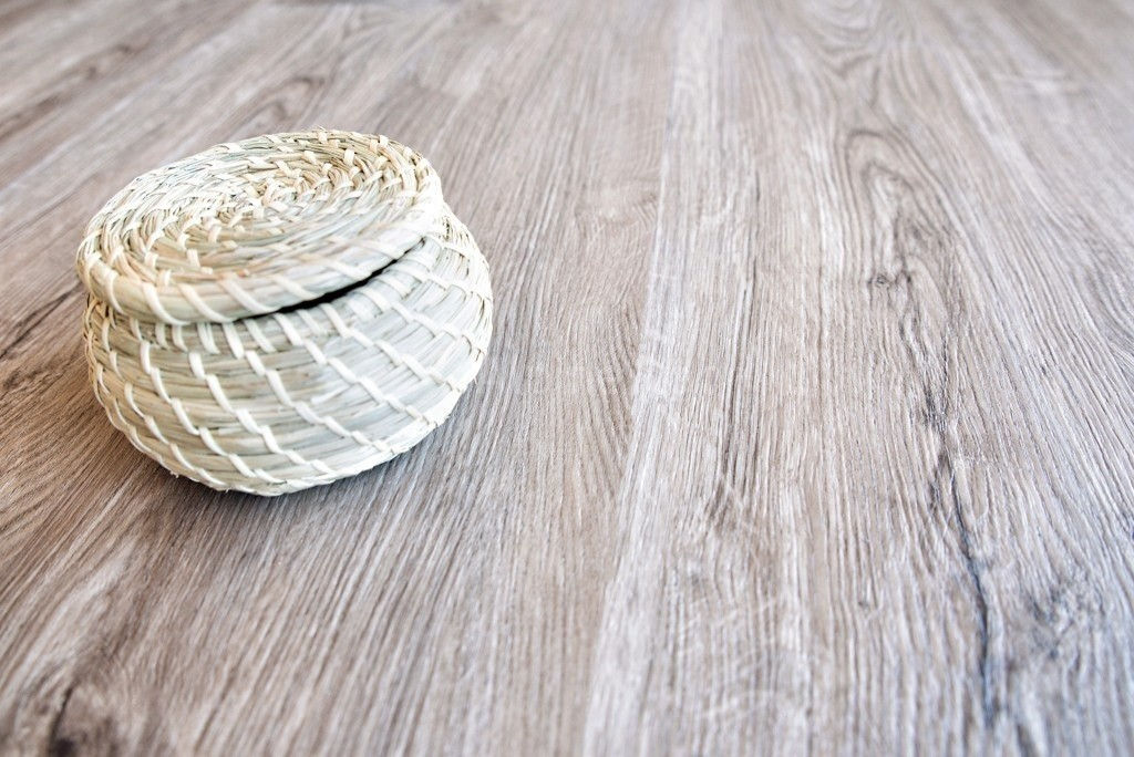 Замковая ПВХ плитка Секвойя Коньячная  (1219*184*3,2мм) — купить в Великом Новгороде