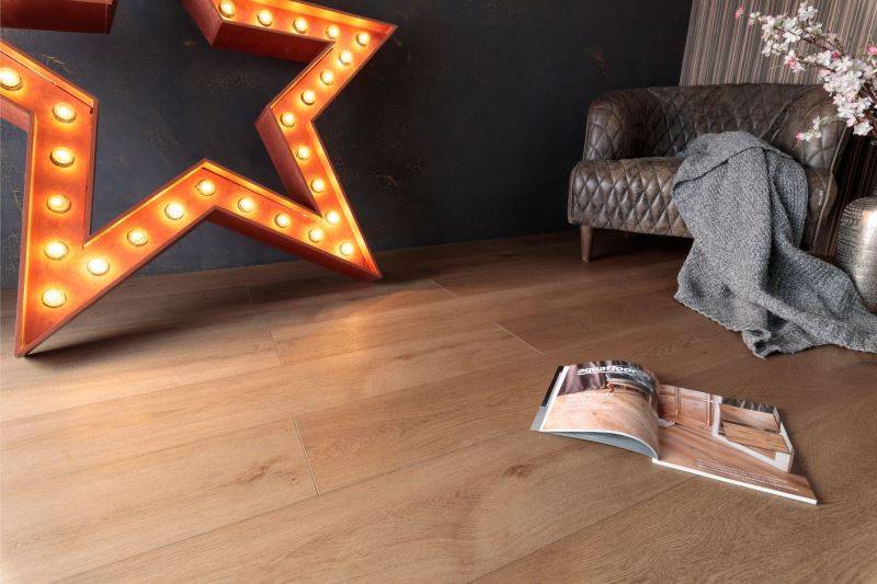 Замковая ПВХ плитка "Aquafloor" AF8024XXL (1800*228*8 мм) — купить в Великом Новгороде