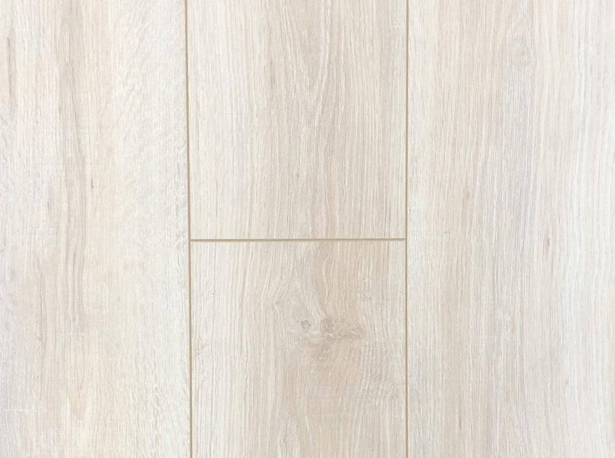 Ламинат "SunFloor" 8/32 4V Дуб Самоа 33 (1380*193*8 мм) — купить в Великом Новгороде