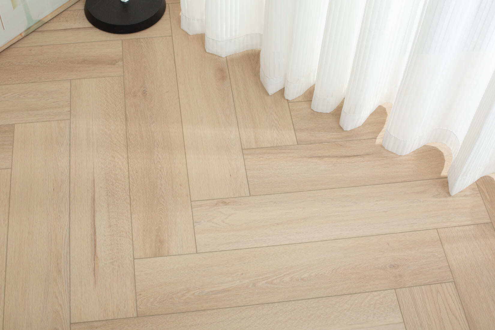 Плитка SPC "OneFloor" 3032 А,В  ЁЛКА (640*128*4 мм) — купить в Великом Новгороде