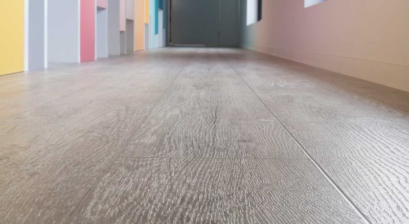 Линолеум бытовой "IVC" Woodlike Cousteau W06 (3м) — купить в Великом Новгороде