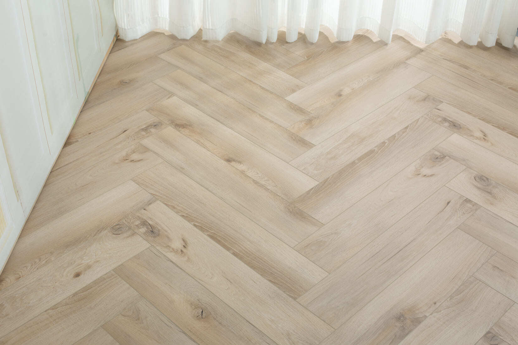 Плитка SPC "OneFloor" 3009 А,В  ЁЛКА (640*128*4 мм) — купить в Великом Новгороде