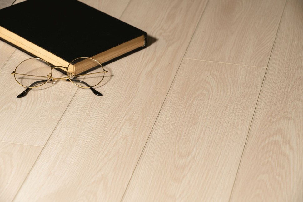 Виниловый ламинат "Bonkeel" Style Дуб Фокси (1200*125*4 мм) — купить в Великом Новгороде