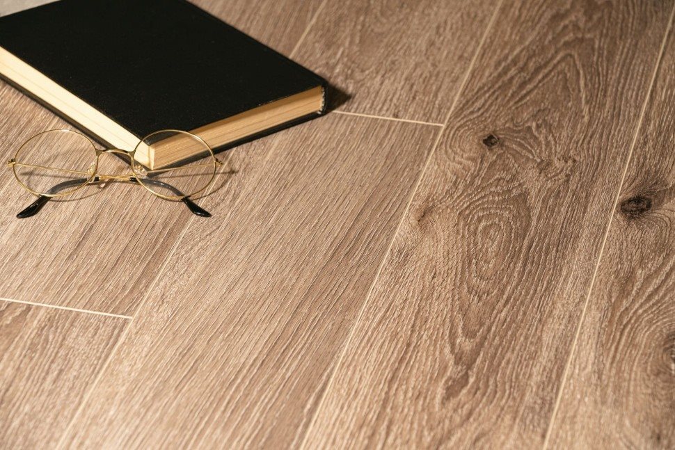 Виниловый ламинат "Bonkeel" Style Дуб Матира (1200*125*4 мм) — купить в Великом Новгороде