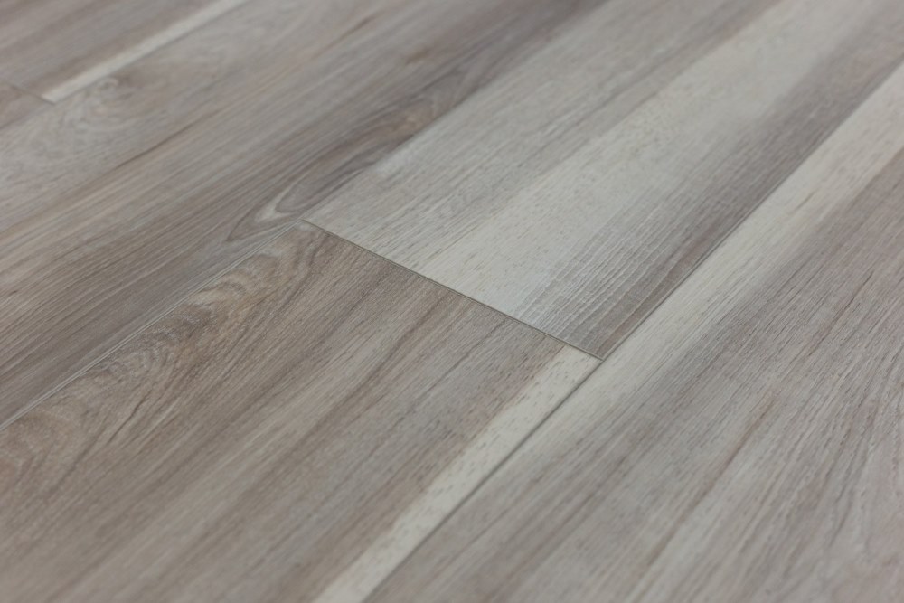 Замковая ПВХ плитка "Art Tile" Тис Юге (1220*152*5 мм) — купить в Великом Новгороде