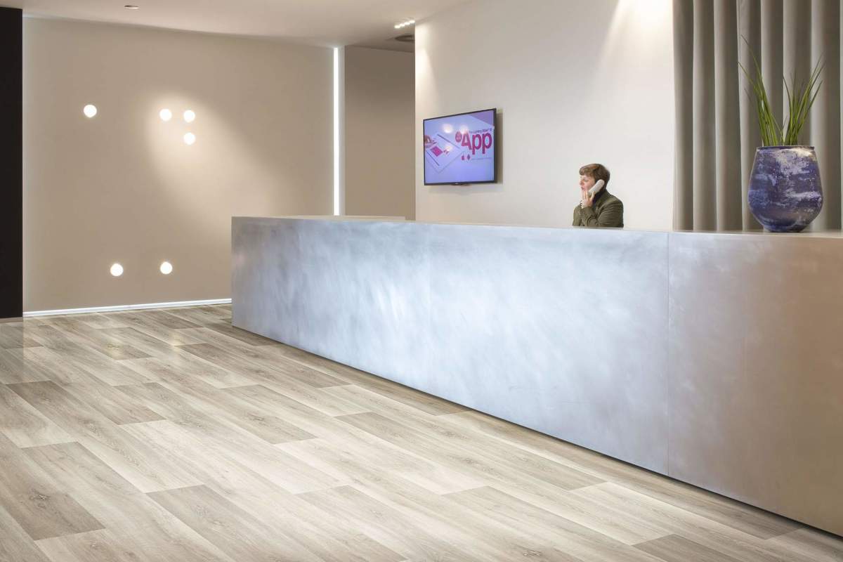 Замковая ПВХ плитка "Berry Alloc" Pureclick 55 LIME OAK 139S (204*1326*5 мм) — купить в Великом Новгороде