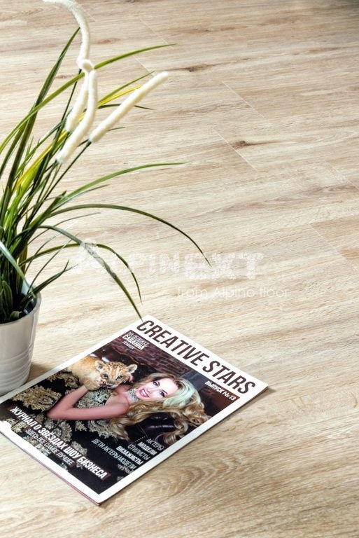 Замковая ПВХ плитка "Alpine Floor" Дуб Ваниль  (1220*183*4мм) — купить в Великом Новгороде