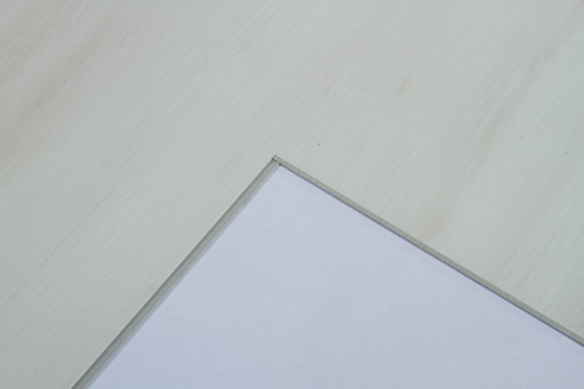 SPC ламинат "OneFloor" ЕСО 8055 (1220*184*4 мм) — купить в Великом Новгороде