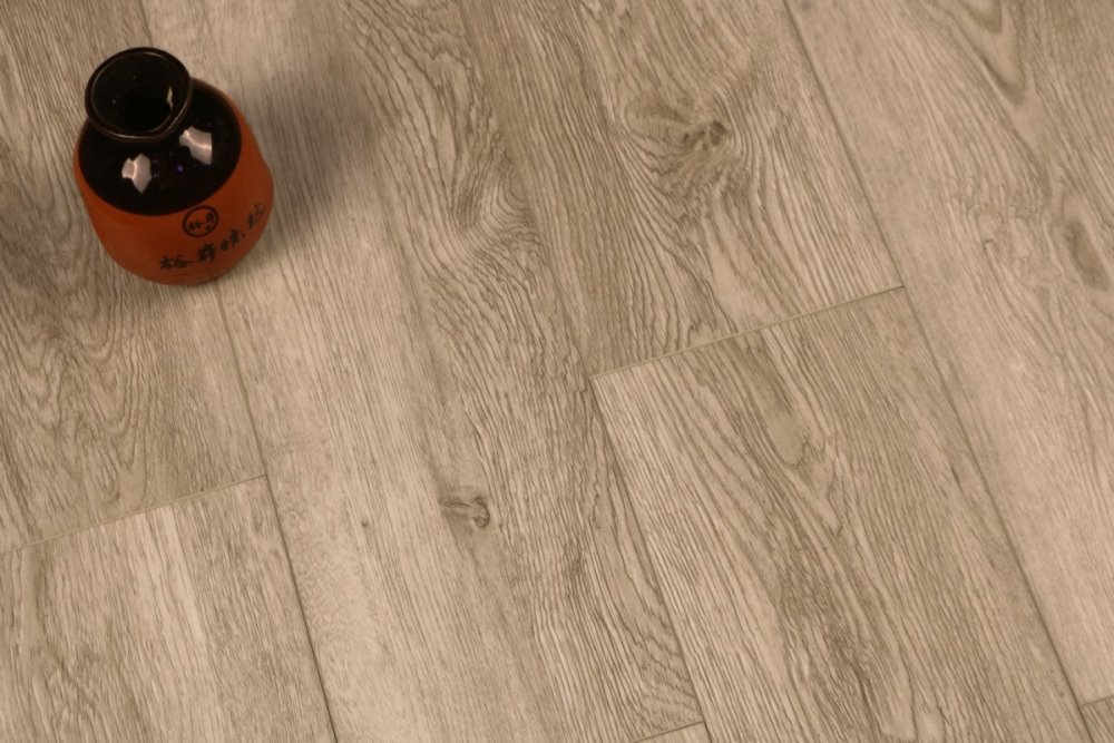 LVT плитка "Profield" Дуб Мадейра (915,4*152,4*2,5 мм) — купить в Великом Новгороде