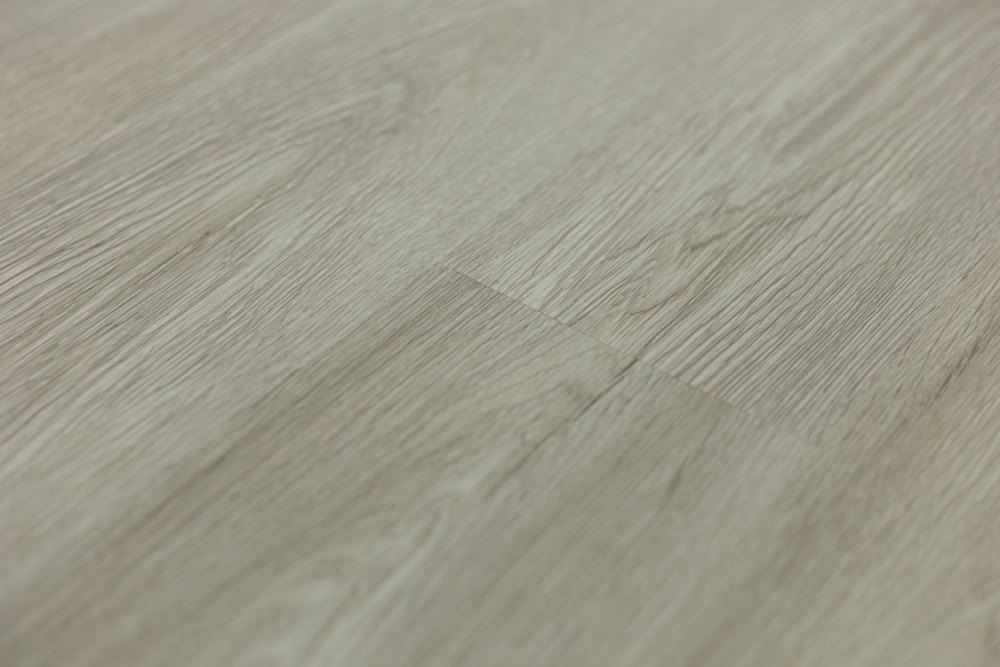 Замковая ПВХ плитка "Art Tile" Дуб Британь (920*150*4 мм) — купить в Великом Новгороде