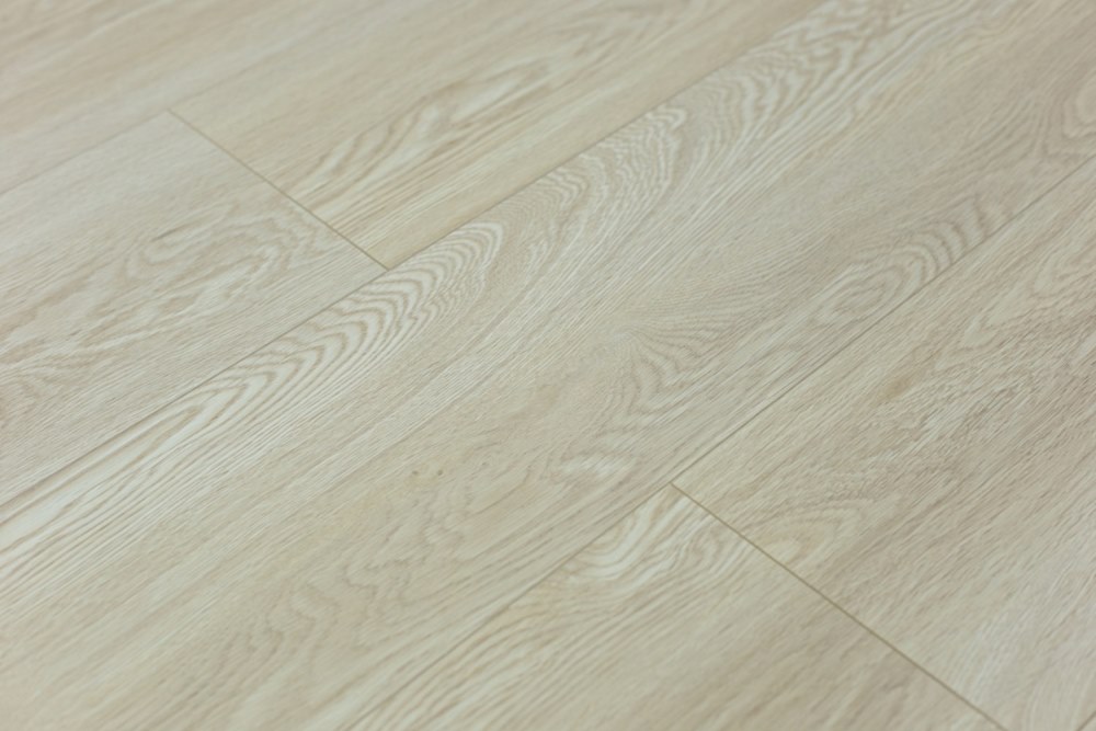 Плитка каменно-полимерная "Art Tile" Самшит Диомид (1220*199*9 мм) — купить в Великом Новгороде