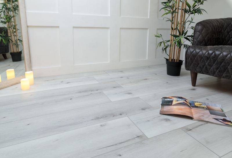 Замковая ПВХ плитка "Aquafloor" AF8006XL (1524*228*8 мм) — купить в Великом Новгороде