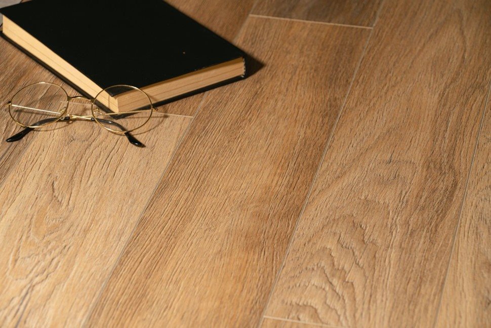 Виниловый ламинат "Bonkeel" Style Дуб Бонди (1200*125*4 мм) — купить в Великом Новгороде