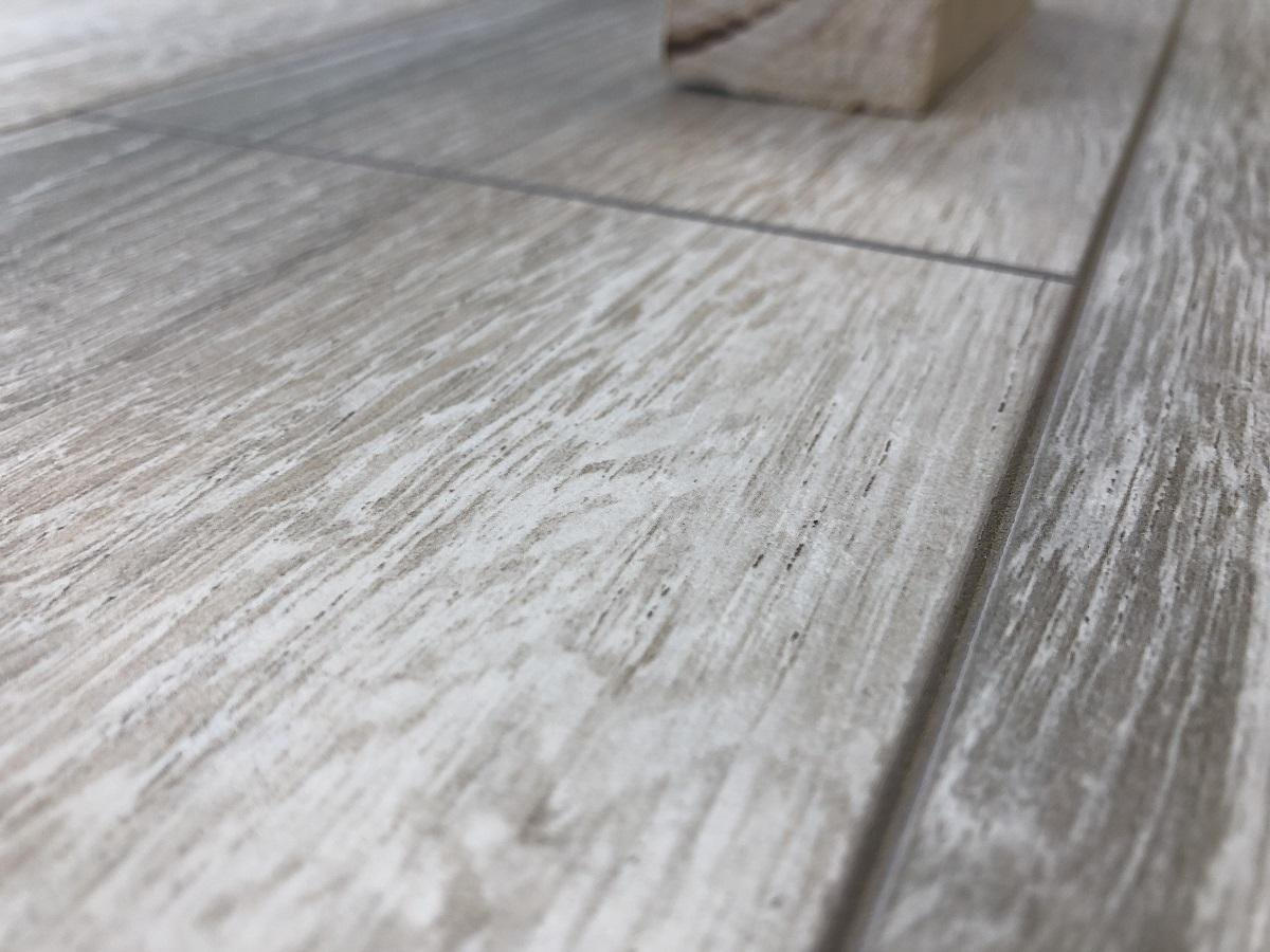 Ламинат "SunFloor" 8/33 4NV Сосна Тахо 52 (1380*159*8 мм) — купить в Великом Новгороде