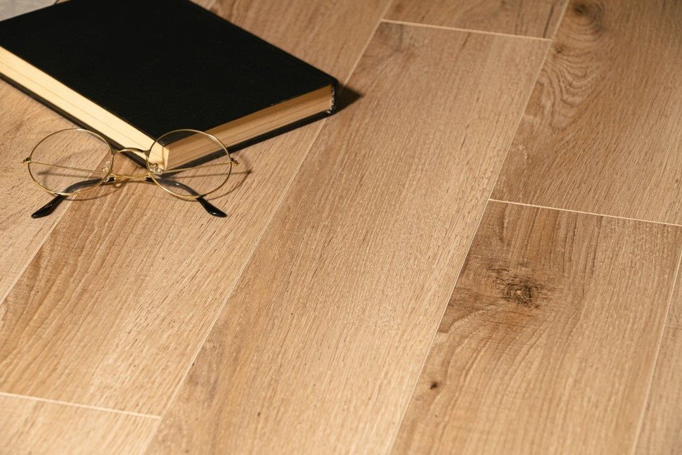 Виниловый ламинат "Bonkeel" Style Дуб Палау (1200*125*4 мм) — купить в Великом Новгороде