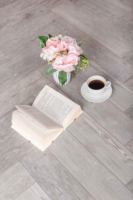 Замковая ПВХ плитка "Aberhof" Carmelita 1687 (615*123*5 мм) — купить в Великом Новгороде