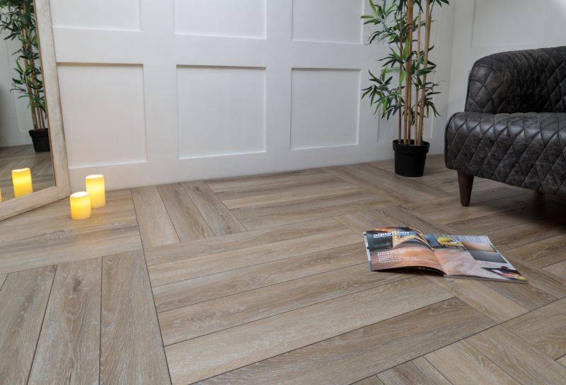 Замковая ПВХ плитка "Aquafloor" AF6018PQ (720*120*7 мм) — купить в Великом Новгороде