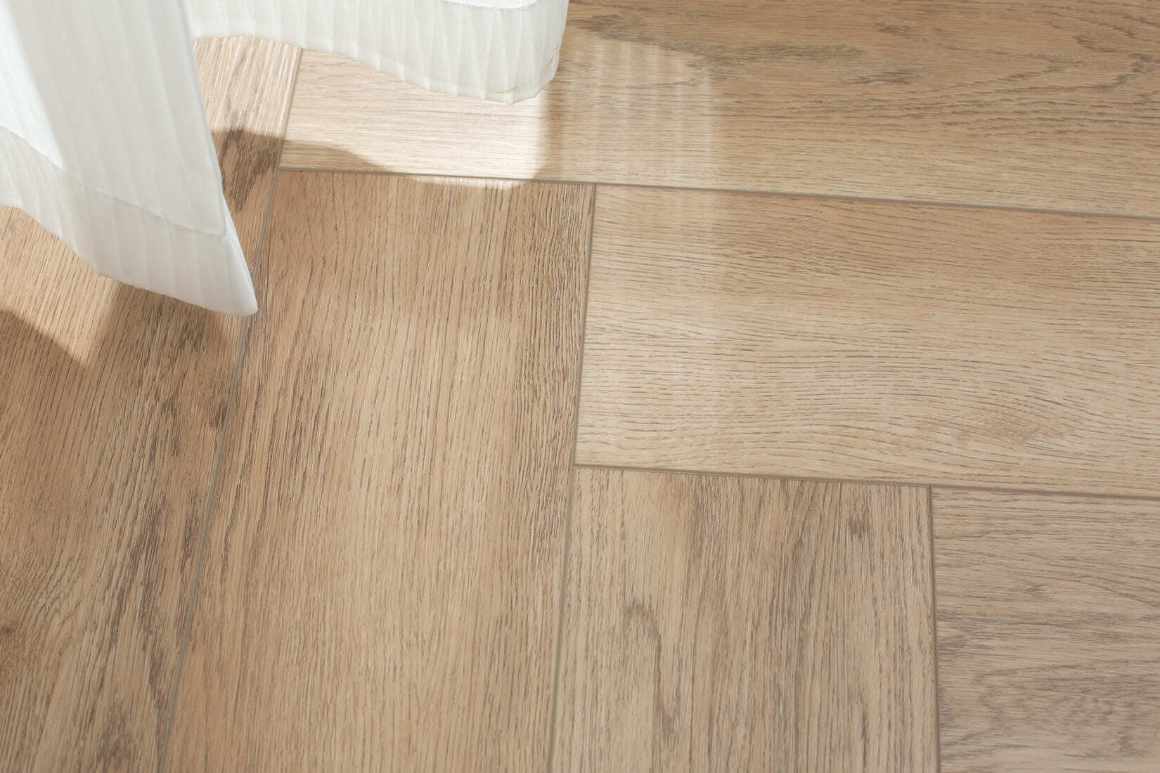 Плитка SPC "OneFloor" 3028 А,В  ЁЛКА (640*128*4 мм) — купить в Великом Новгороде